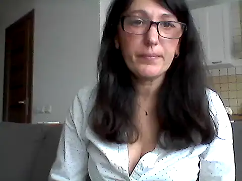 Elena48324 online show from 06-01-26, 09:53