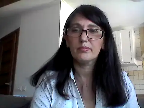 Elena48324 online show from 05-05-26, 10:07