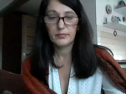 Elena48324 online show from 02-06-26, 12:34