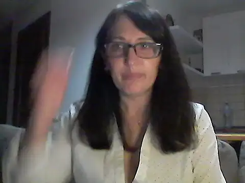 Elena48324 online show from 05-07-26, 06:00