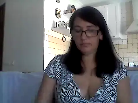 Elena48324 online show from 06-29-26, 09:16