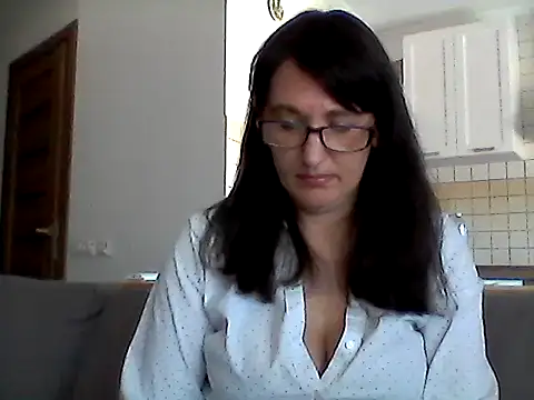 Elena48324 online show from 05-26-26, 07:06