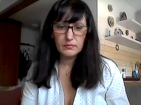 Elena48324 online show from 04-23-26, 10:44