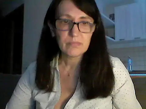 Elena48324 online show from 05-18-26, 05:18