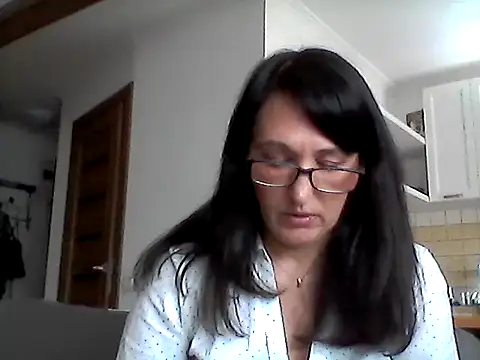 Elena48324 online show from 05-19-26, 11:06