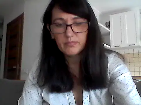 Elena48324 online show from 06-20-26, 08:41