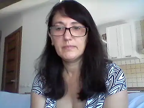 Elena48324 online show from 07-04-26, 05:58