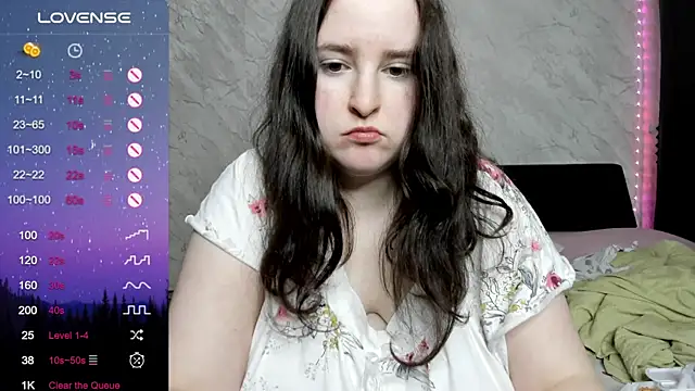 alice allens online show from 10-04-25, 03:57