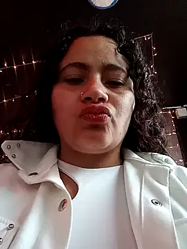 Yaya watson online show from 10-11-25, 08:21