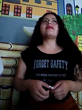 Yaya watson online show from 10-17-25, 07:37