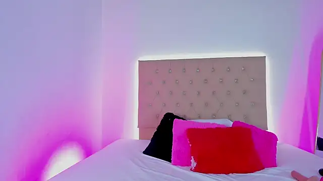 Zafiro  Brown online show from 09-09-25, 11:41