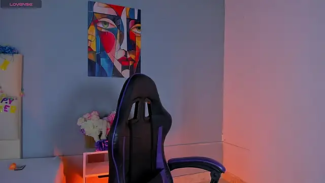 Zafiro  Brown online show from 03-31-26, 07:49