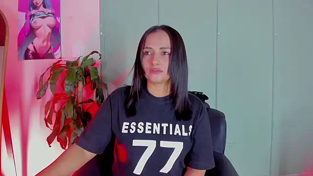 Zafiro  Brown online show from 09-24-25, 12:00