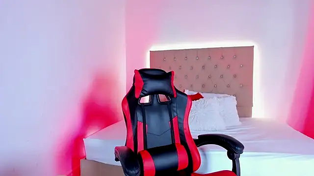 Zafiro  Brown online show from 10-16-25, 11:29