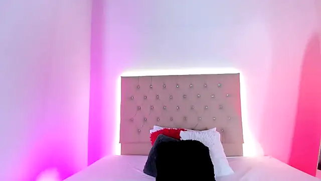 Zafiro  Brown online show from 10-19-25, 11:57