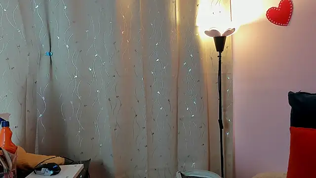 Dafne Mel online show from 02-23-26, 12:28