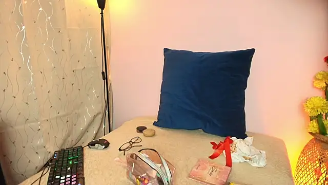 Dafne Mel online show from 02-11-26, 12:38