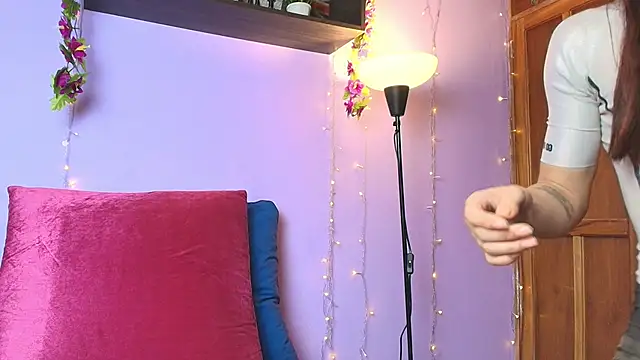 Dafne Mel online show from 11-06-25, 12:42