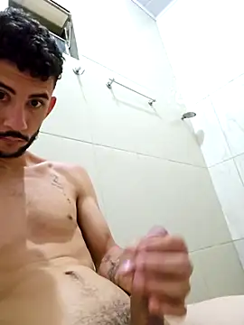 Snapshot of Saraiva2002 chatting on 09-14-25, 09:48 Saraiva2002 online show from 09-14-25, 09:48