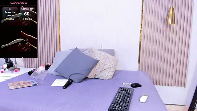 Skylar Smith  online show from 11-29-25, 12:38