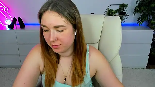 Sofii darling online show from 03-12-26, 05:39