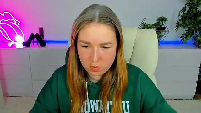 Sofii darling online show from 02-19-26, 05:32