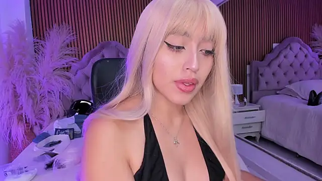 Starbutterflyy  online show from 04-18-26, 05:32