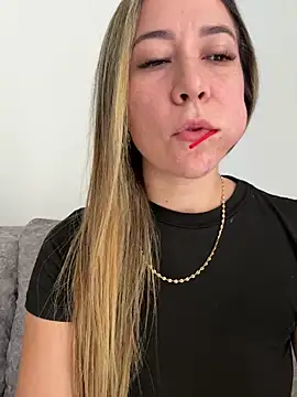 Alexandraa Gomez online show from 11-15-25, 04:44