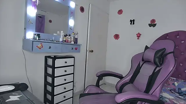 soffy rosses online show from 05-26-26, 01:58