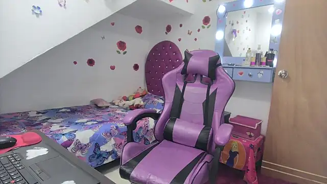 soffy rosses online show from 10-18-25, 01:51