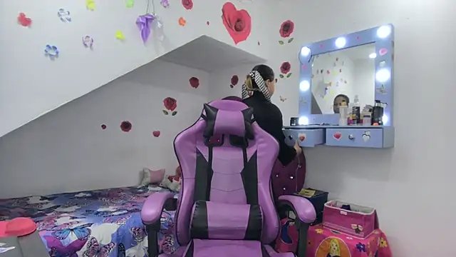 soffy rosses online show from 10-20-25, 01:51