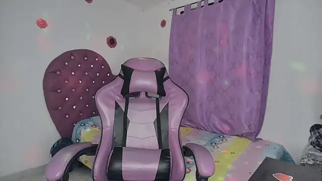 soffy rosses online show from 12-18-25, 03:44