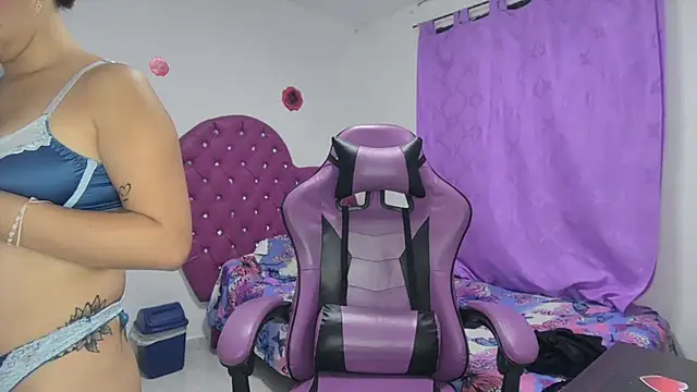 soffy rosses online show from 12-05-25, 01:49