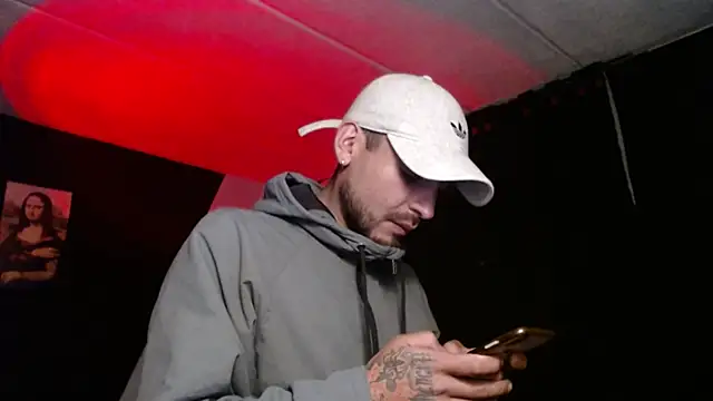 malek xarx  online show from 10-19-25, 05:10