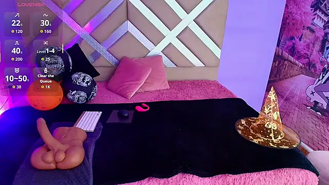 tiana rosse  online show from 10-24-25, 12:04