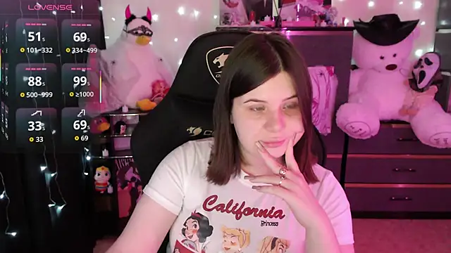 AmyVibess online show from 10-29-25, 08:08