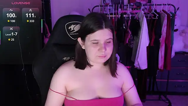 AmyVibess online show from 06-18-26, 07:08