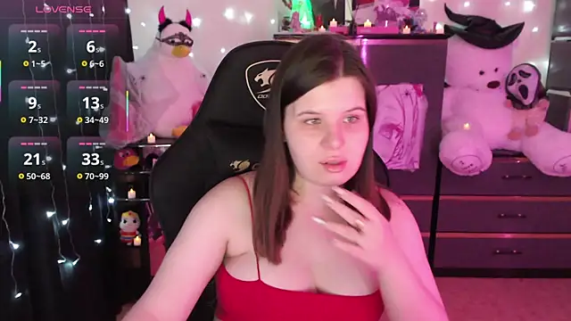 AmyVibess online show from 10-20-25, 08:09