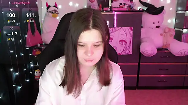 AmyVibess online show from 10-17-25, 07:59