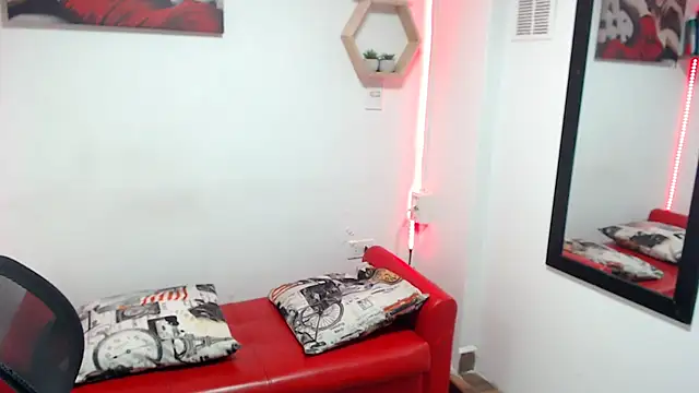 DIVAX MONSERRAT online show from 12-05-25, 09:34