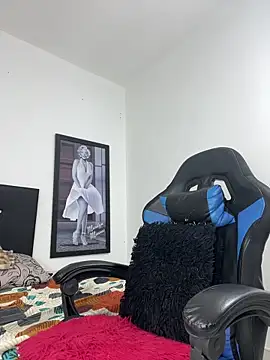 Luke Stone online show from 04-16-26, 08:53