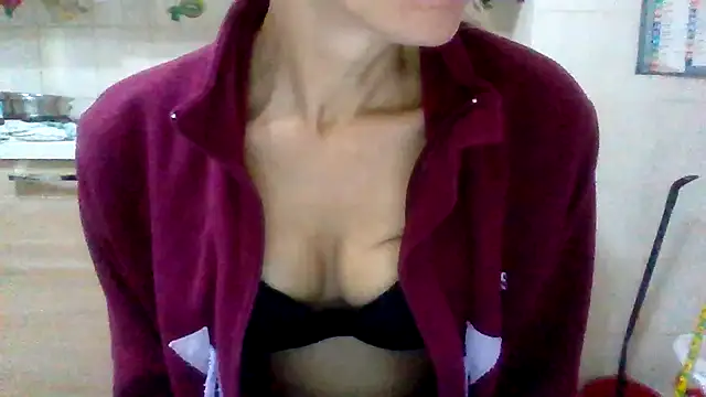 Kelly80 online show from 11-13-25, 04:05