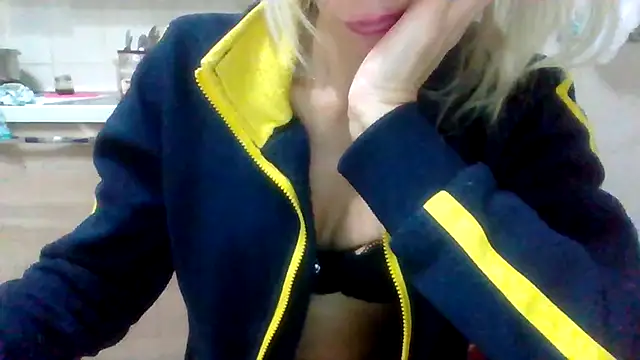 Kelly80 online show from 10-24-25, 04:44