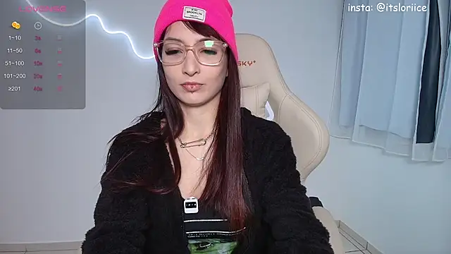 Miss-Brazil online show from 06-24-26, 09:01