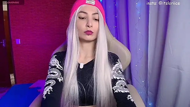Miss-Brazil online show from 07-13-26, 04:06