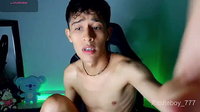 Danny cute 05 online show from 11-13-25, 11:19