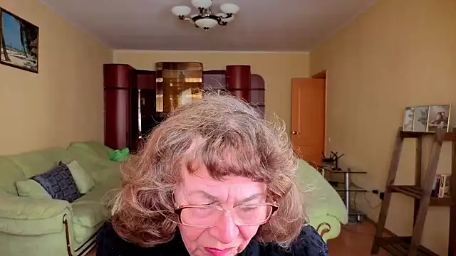 Snapshot of Betty_Brick chatting on 01-18-26, 07:34 Betty Brick online show from 01-18-26, 07:34