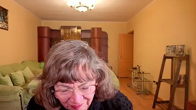 Snapshot of Betty_Brick chatting on 01-16-26, 03:27 Betty Brick online show from 01-16-26, 03:27