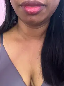 Snapshot of tamil_Aarathi chatting on 05-16-26, 12:20 tamil Aarathi online show from 05-16-26, 12:20