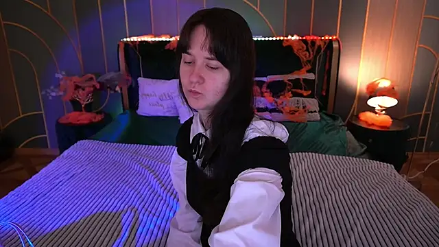 BerryDiva online show from 10-26-25, 07:20